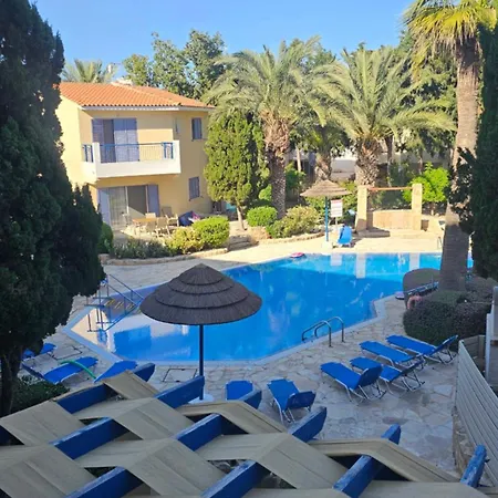 H&o Poolside Serenity At Regina Gardens By The Paphos